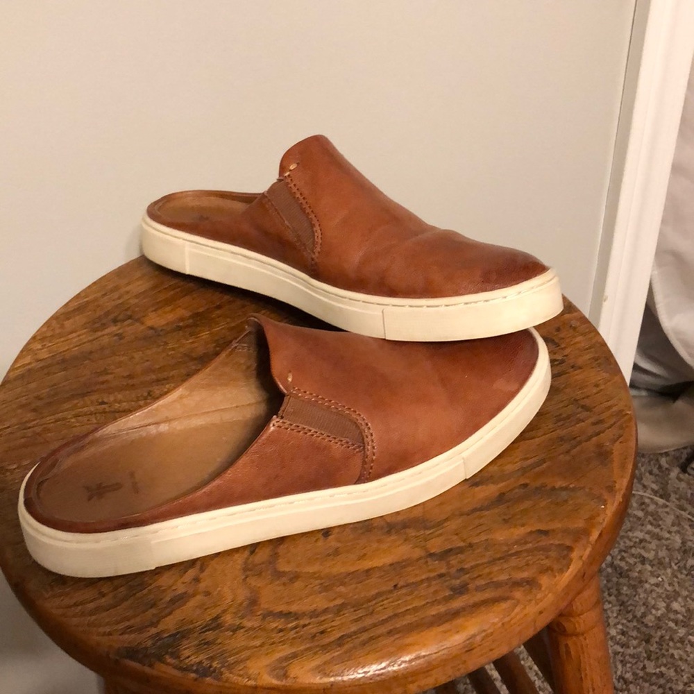 Frye Leather Slides